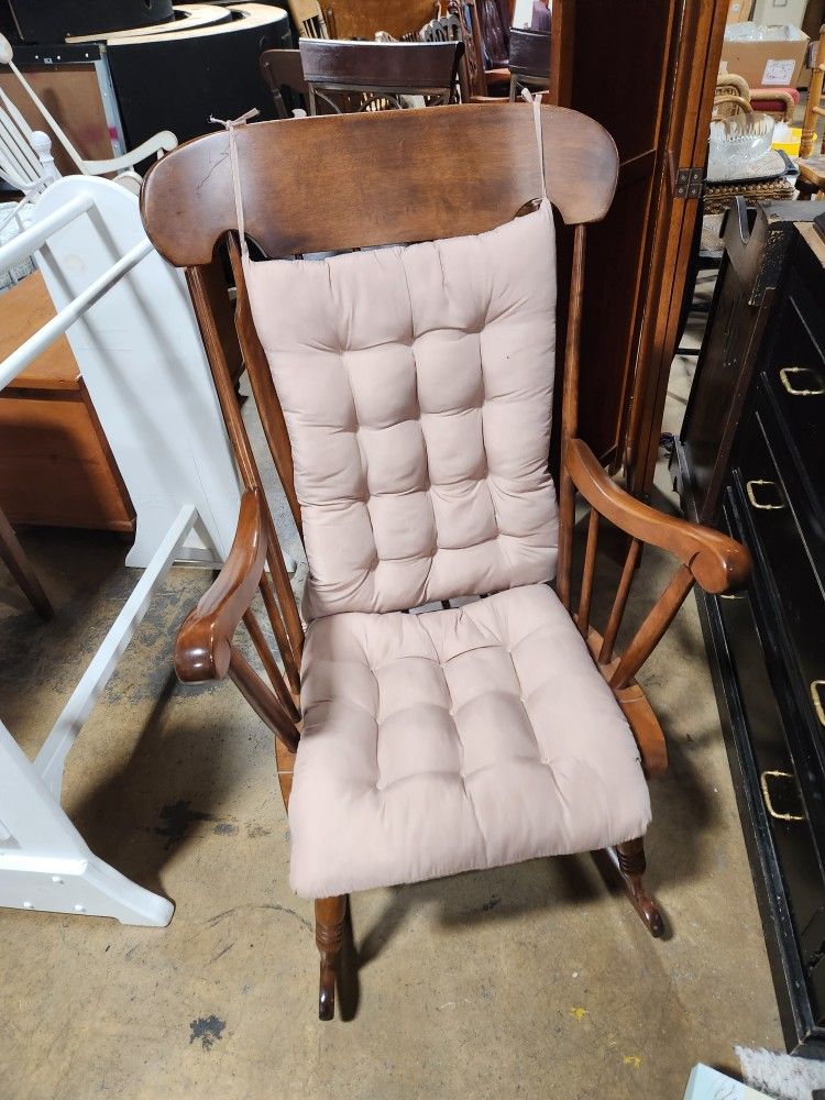 Rocking Chair 