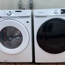 Lavadora y secadora en buen estado