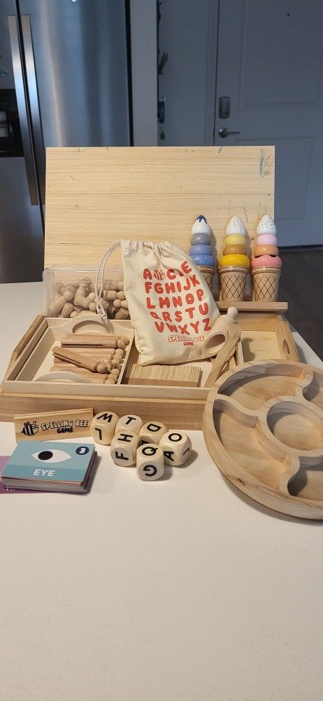 Montessori Learning Kit Wood