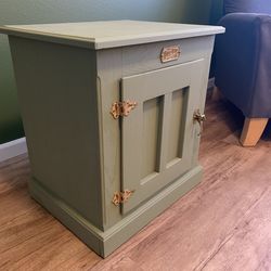 “White Clad” Company cabinet / end table / icebox