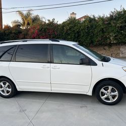 2006 Toyota Sienna