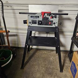 Delta 6" jointer like new.