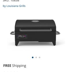 USED LIKE NEW LUISIANA GRILLS BLACK LABEL 300 Table Top SMOKER 