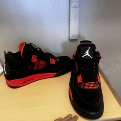 Air Jordan 4 Retro Red Thunder 