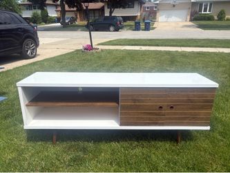 Manhattan Comfort Liberty 62" Mid-Century Modern TV Stand / Media Console