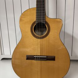 Cordoba Iberia Series C5-CE Classical Cutaway Acoustic-Electric Guitar Natural (Like New)