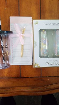 New engagement gift lot wedding champagne flutes notepad reusable cup