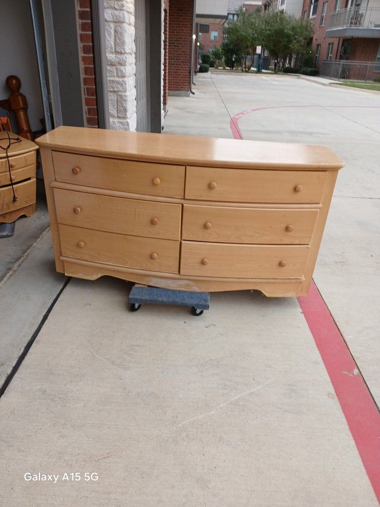 Bedroom Set  And Dresser And End table