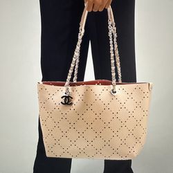 Chanel shopping tote bag(exellent condition)