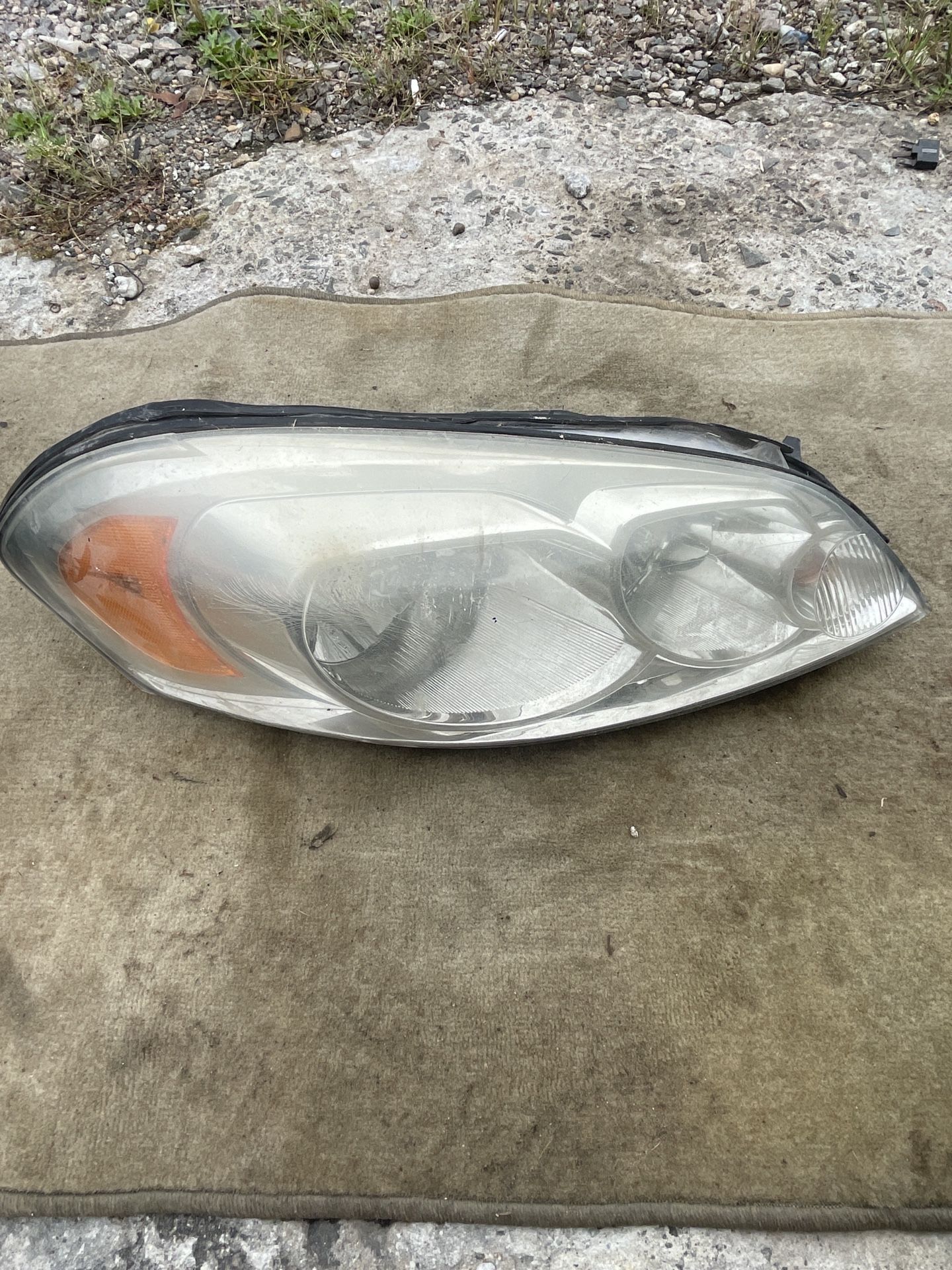 2008–2012 Chevy Malibu Driver Side Headlight OEM Assembly