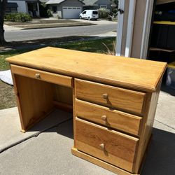 Pinewood Desk