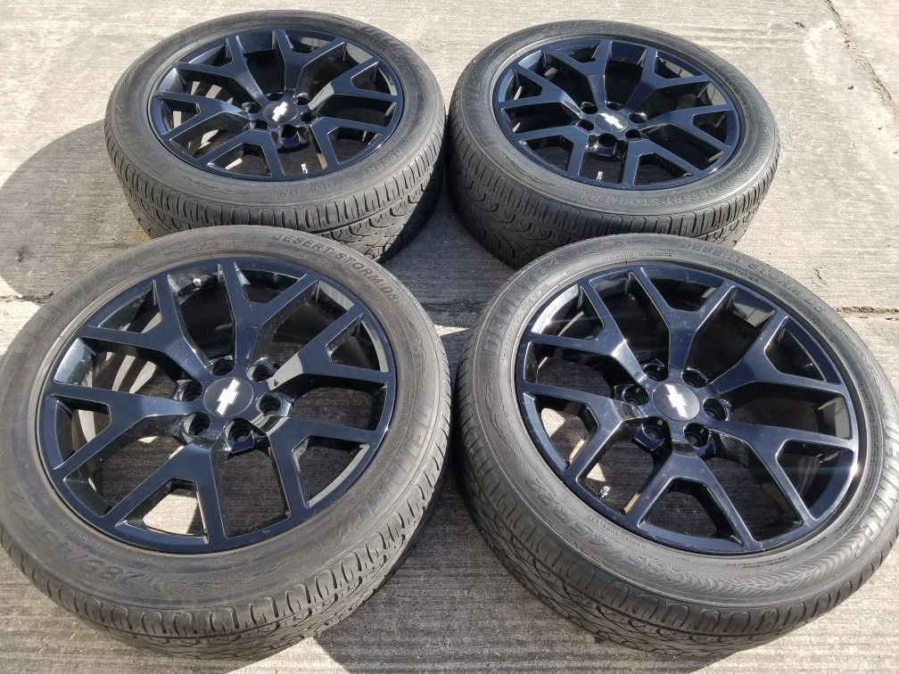 22" Black Honeycomb wheels and tires