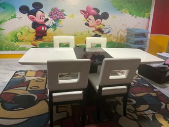 Black and White lacquer  table with 4  matching chairs