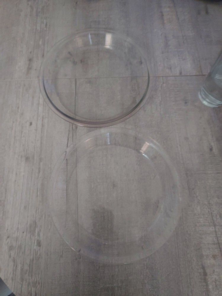 2 Pie Dishes