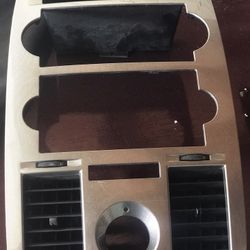 Tream Para El Estereo Chrysler 300 05 To 2010