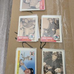 46 Mickey Mantle Baseball Cards