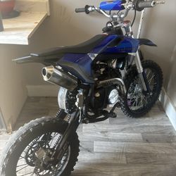 125 cc Dirt Bike
