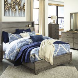 🇺🇸HUGE Ashley Furniture Blowout Sale!🇺🇸 Brand New 7PC Queen Size Bedroom Set! $50 Down Takes It Home Today!