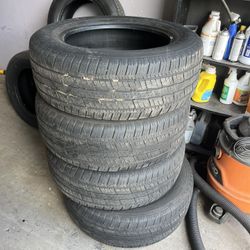 275-60-20 Set Of 4 Tires General Grabber Hts 275/60/20