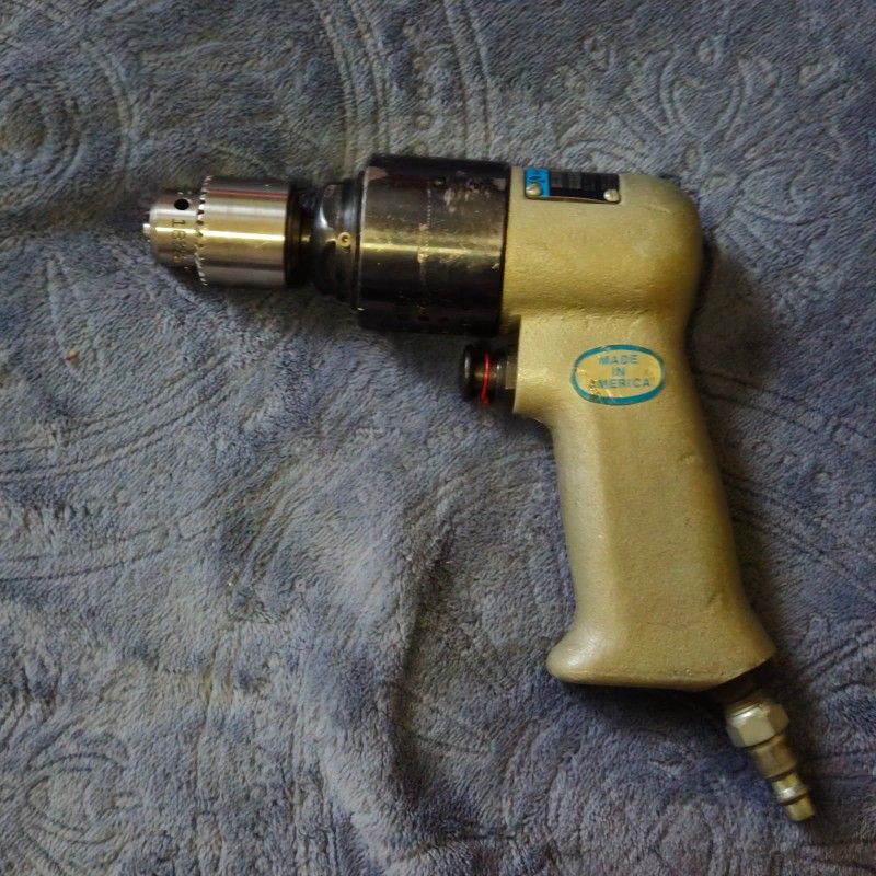 Rockwell Pneumatic Pistol Grip Drill
