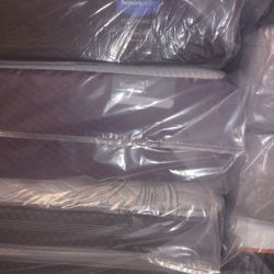 💢💢💢 $1200 Eastern King Purple Restore Firm Mattress Available $1200 💢💢💢