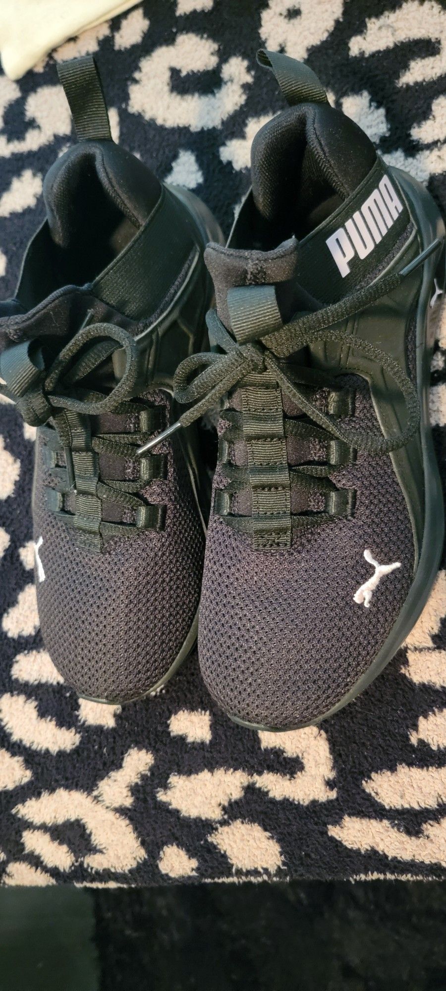 Puma Sneakers