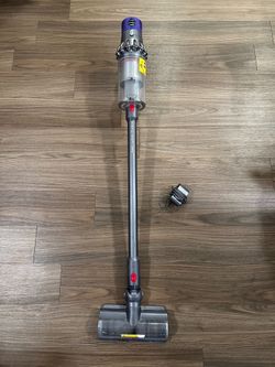 Dyson cyclone v10 animal