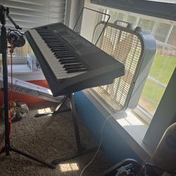 Alesis Bravo 61 Electric Keyboard 