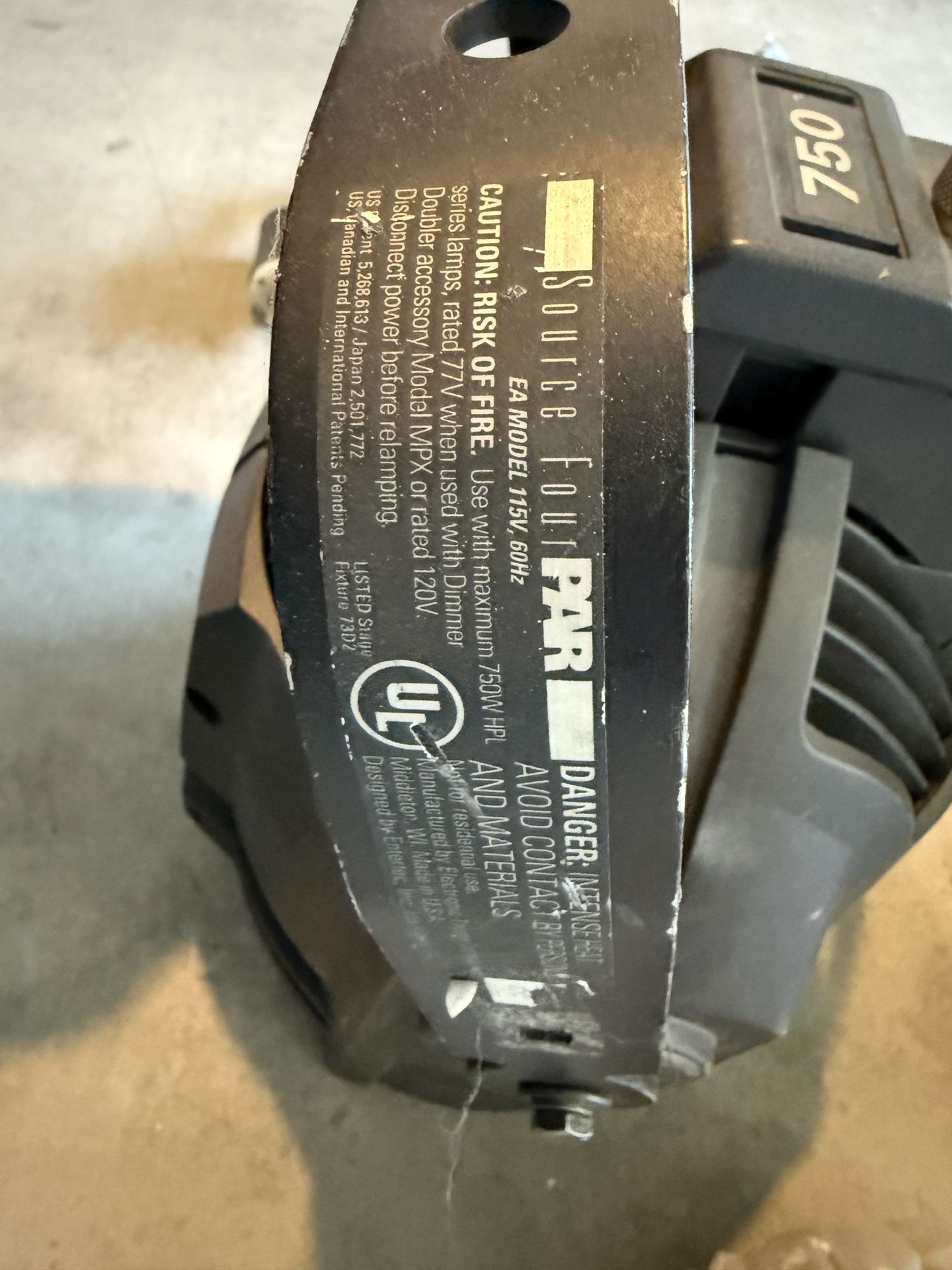 750 Watt Source four Par Light