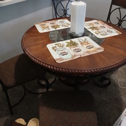 Dining Table 4 Chairs 