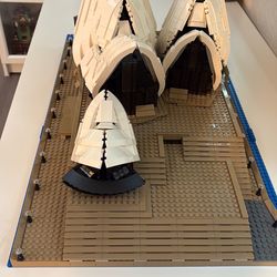 Lego 10234 Sydney Opera House