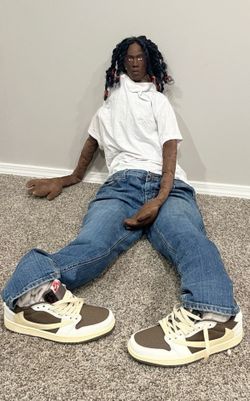 LIFE SIZE Travis Scott doll + Jordan 1 low Travis Scott mocha’s