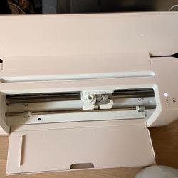 Cricut Maker 4 Like New 