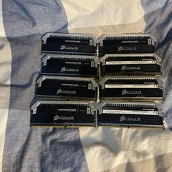 Corsair DOMINATOR PLATINUM 64GB (8 x 8GB) DDR4 DRAM 3200MHz C16 Memory Ram Kit