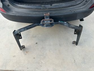 Trailer Hitch Receiver with Mounting Bracket