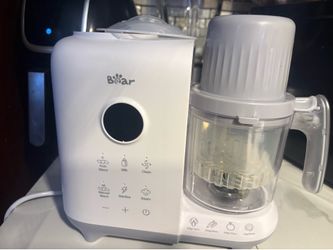 Baby food blender and steamer