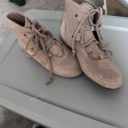 Brand New UGG Lase Up Boots  