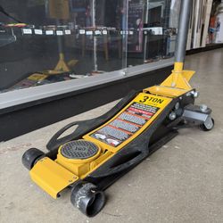 CAT 3 Ton Low Profile Floor Jack  