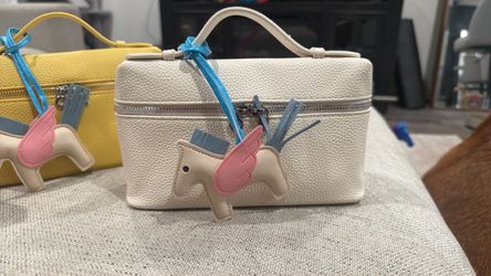 Handbag with Hermes horse
