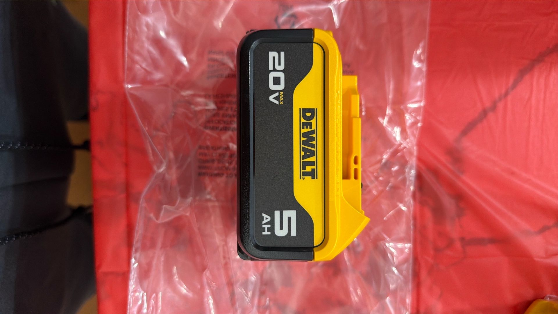 DEWALT 5 AH 