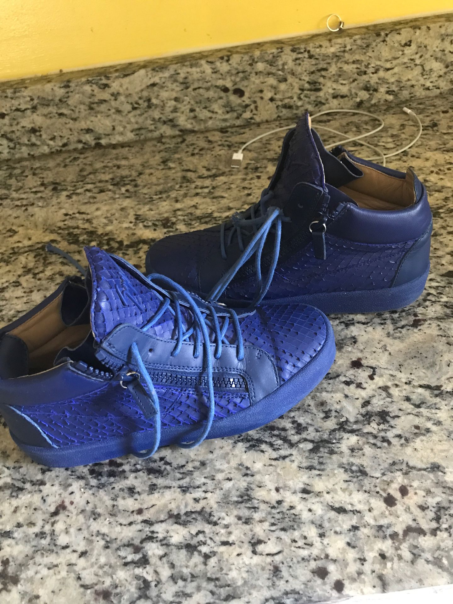 Guiseppe zanotti blue top sneakers for men