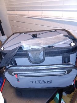 Artic zone Titan cooler 30 cans Brand New $40 cash FRIM