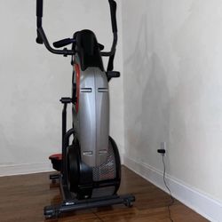 Bow flex Max Trainer 