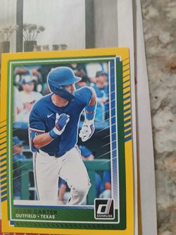 Evan Carter Yellow Flood