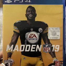PS4 Madden NFL 19 – Complete w/ Case & Disc (Works Perfect)