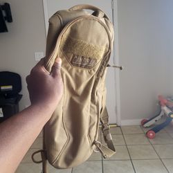 CamelBak Maximum Gear Hydration Backpack - Great Condition! 

