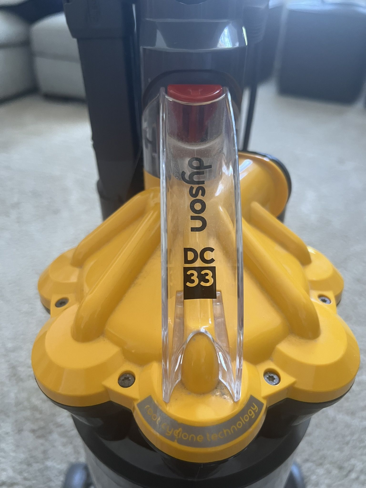 Dyson DC33 Upright Multifloor Vaccum Clean / Tested /Working/Yellow/Classic