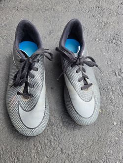 Youth Nike soccer cleats