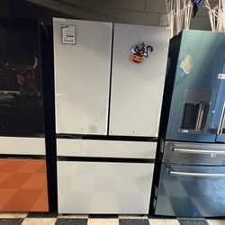 Samsung Bespoke 4-Door French in White Glass - Counter Depth