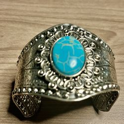 Sliver Cuff Bracelet 